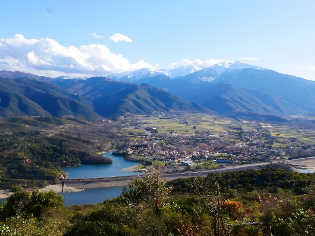 Yourte Contemporaine Avec Magnifique Vue Sur Les Montagnes Rigarda Экстерьер фото